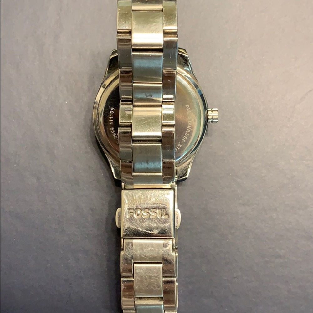 Fossil Watch - Picture 4 of 4